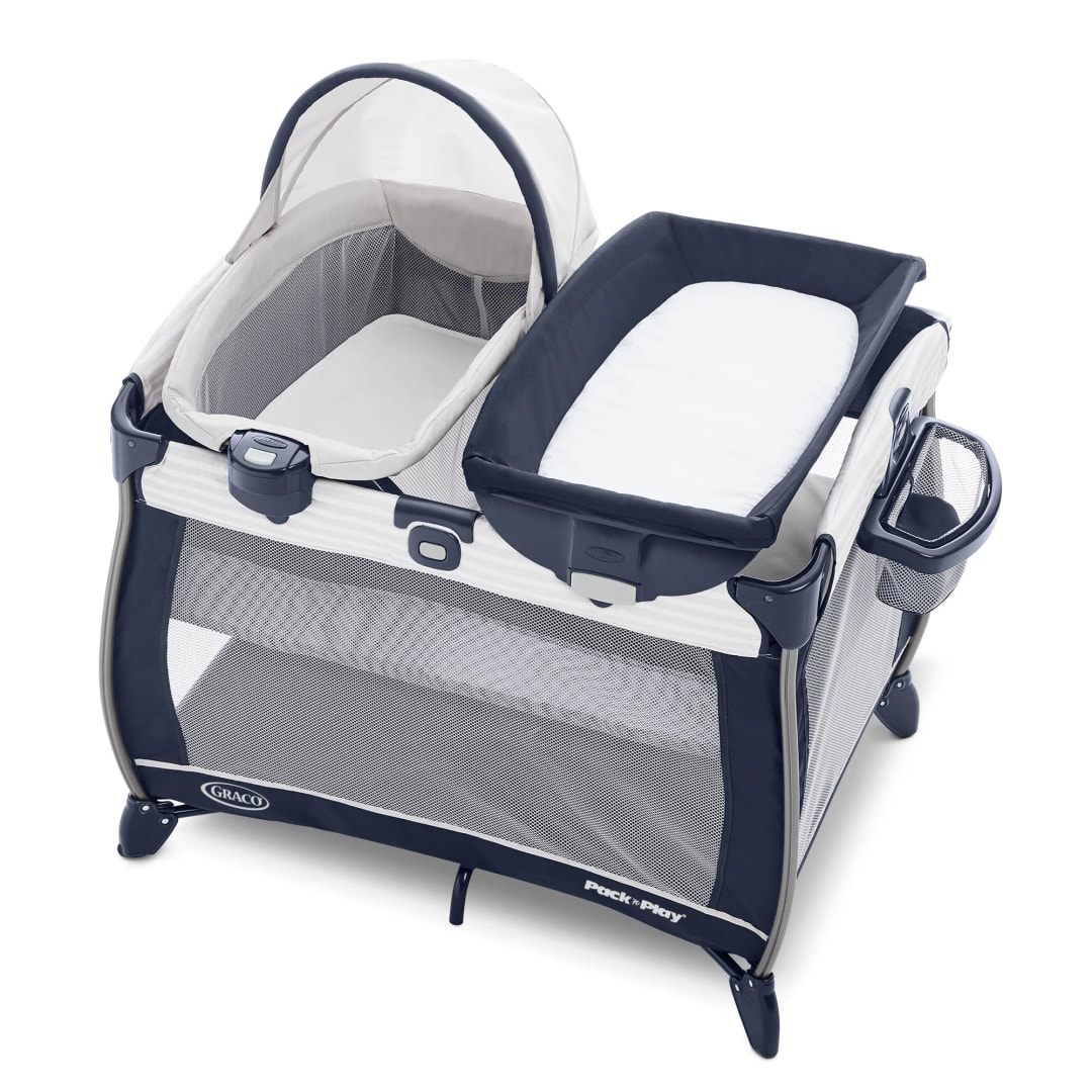 Graco® Pack 'n Play® Quick Connect™ Portable Bassinet Playard