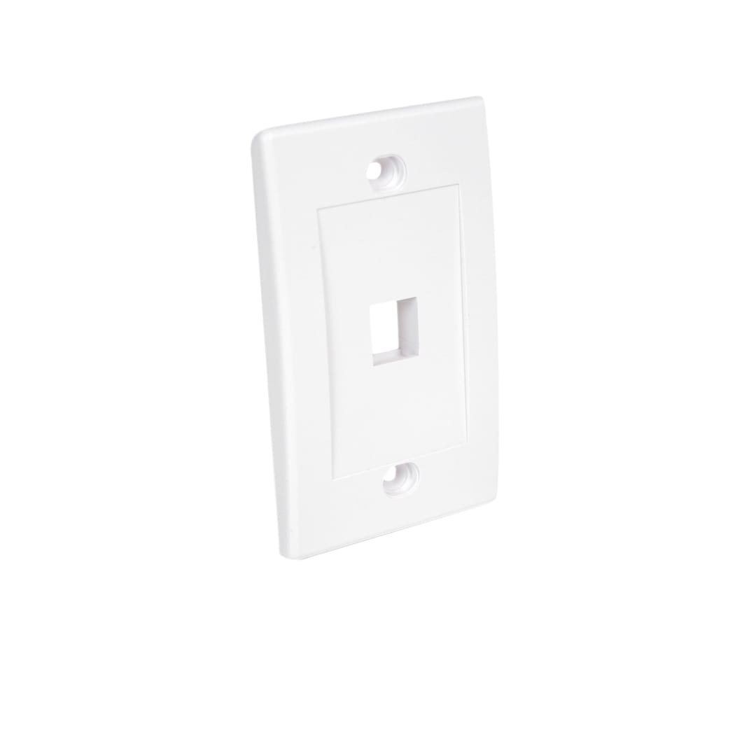 Single Outlet Universal Wallplate-White
