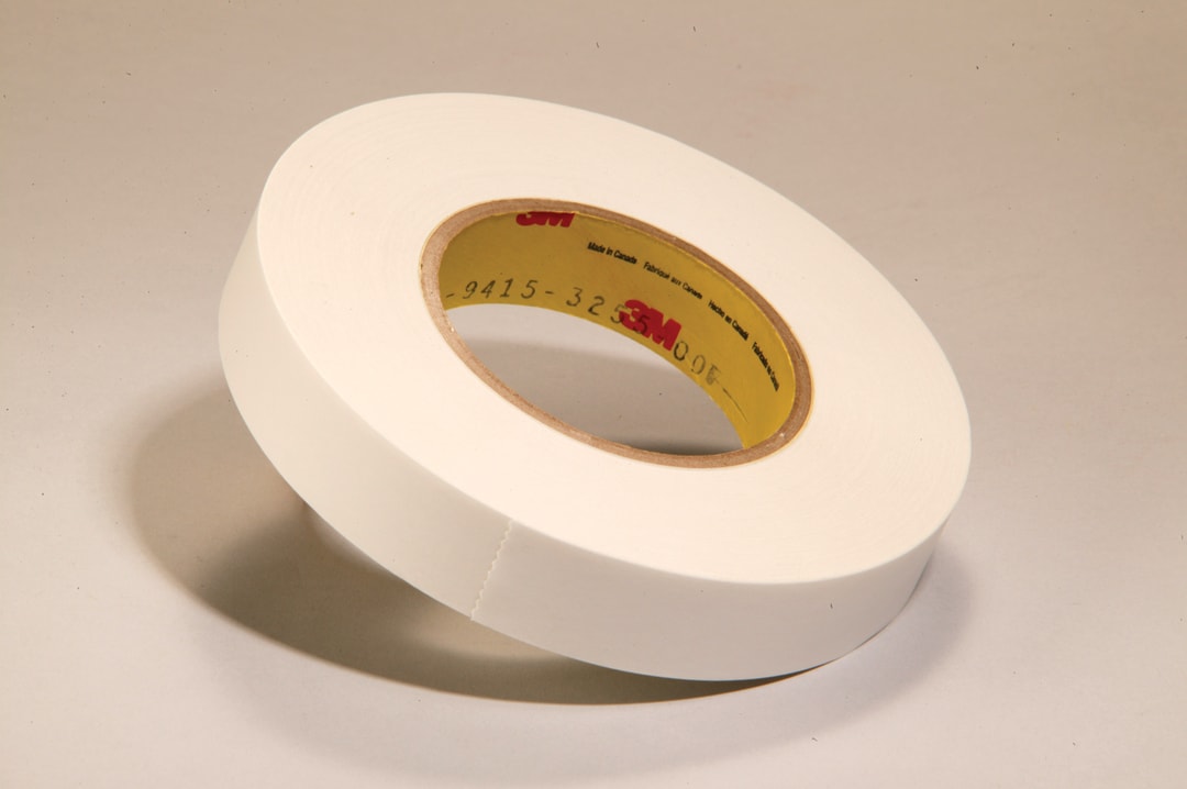 3M™ Çıkarılabilir Yeniden Konumlandırılabilir Çift Taraflı Bant 9415PC, Şeffaf, 1219 mm x 66 m, 0.05 mm