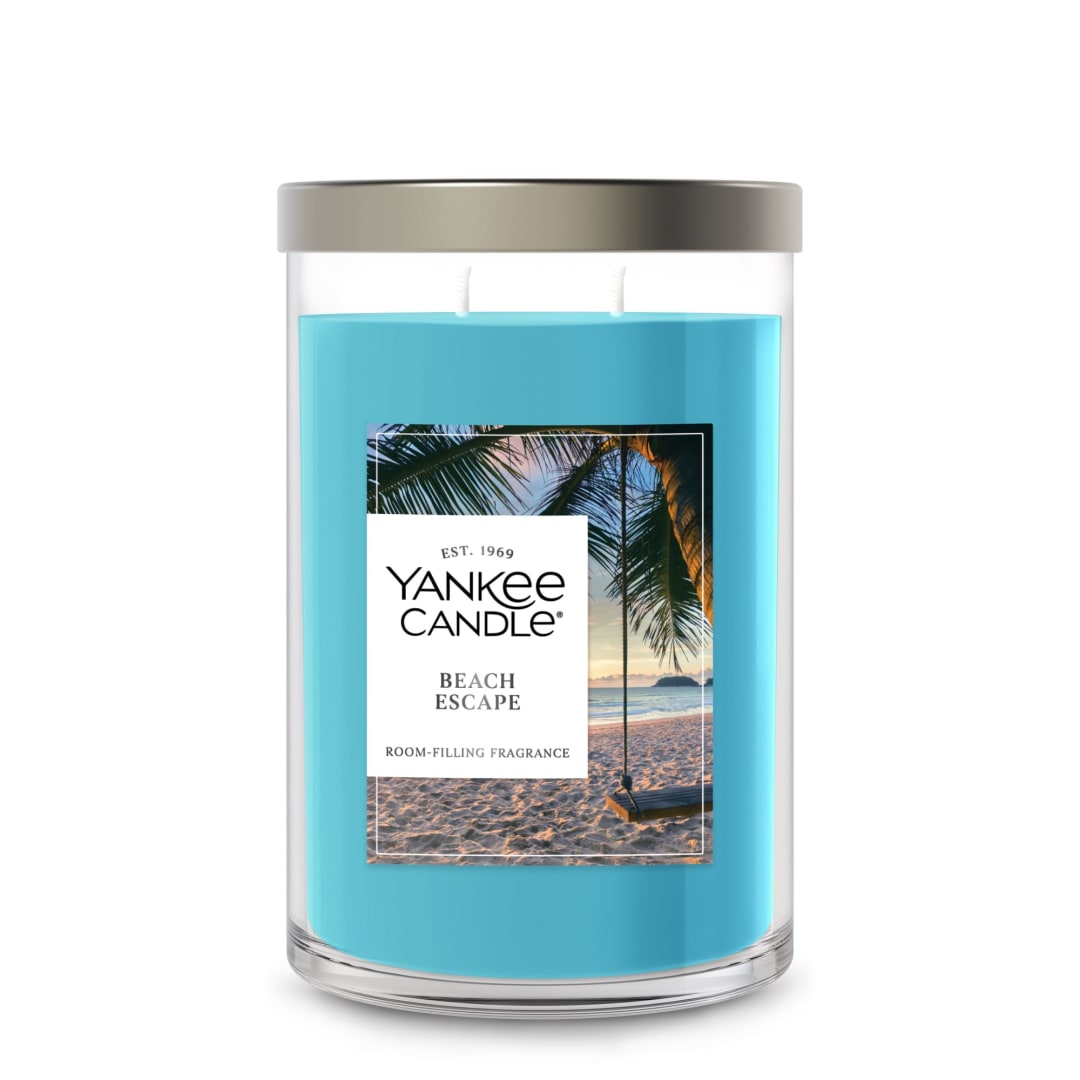 Yankee Candle Large Tumbler Scented Candle with up to 80 Hour Burn Time, Premium Plant Wax Blend for Consistent Burn, 20 oz Tumbler Candle with Room Filling Fragrance, Beach Escape