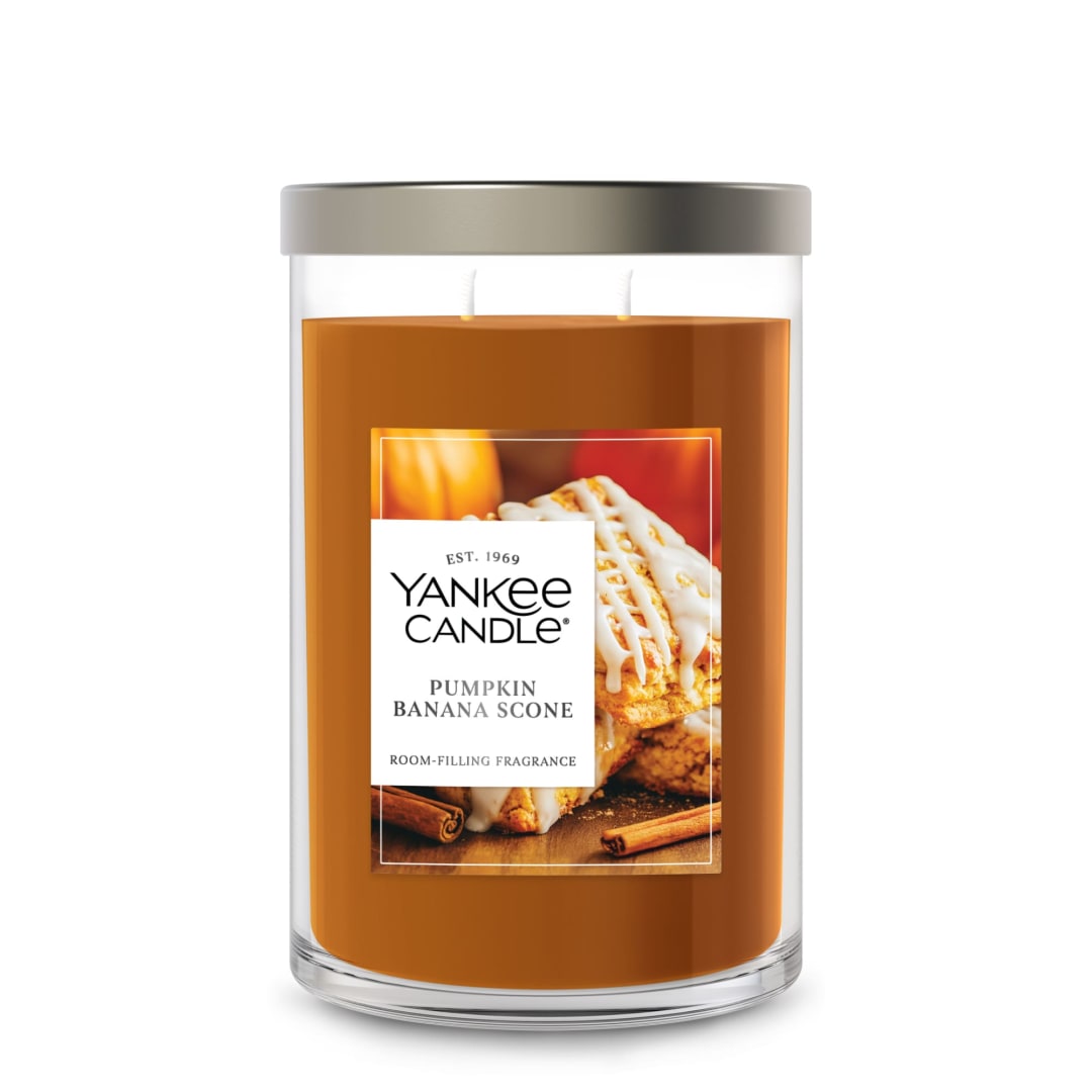 Yankee Candle® Large Tumbler Scented Candle with up to 80 Hour Burn Time, Premium Plant Wax Blend for Consistent Burn, 20 oz Tumbler Candle with Room Filling Fragrance, Pumpkin Banana Scone