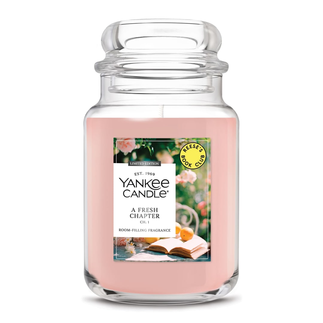 Yankee Candle x Reese’s Book Club, A Fresh Chapter, Spring Scented Candle, Bright Pomelo Scent, Blooming Rose Scent, 22oz Large Jar Candle with up to 150 Hours Burn Time, Giftable
