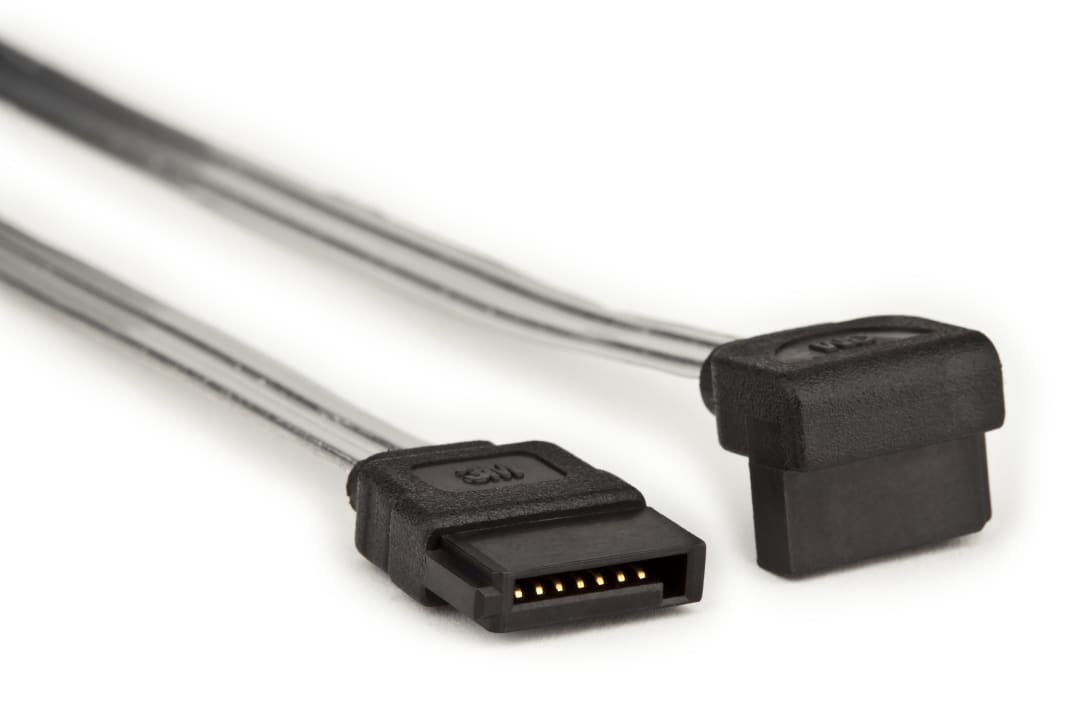 3M™ Interne SATA-Kabelgarnitur mit hoher Verlegbarkeit, Serie 5602, 5602-34-0142A-500