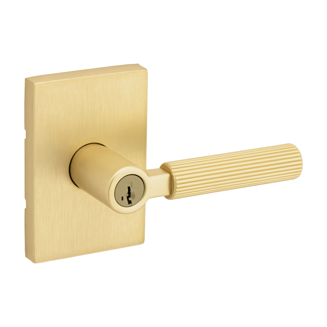 Mirada Reeded Keyed Entry Lever featuring SmartKey Security™ in Satin Brass