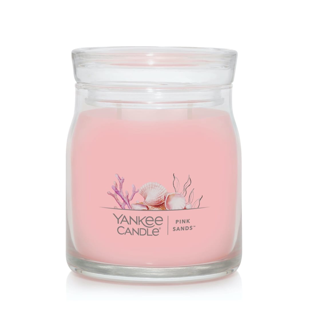 Yankee Candle® Pink Sands Signature Medium Jar Candle