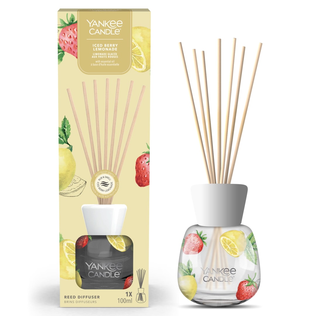 Yankee Candle® Signature Reed Diffuser | Iced Berry Lemonade | 100ml | Up to 6 Weeks of Fragrance | Perfect Gifts for Women
