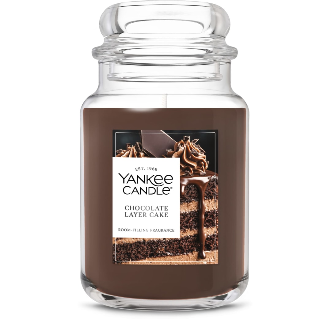 Yankee Candle Large Jar Scented Candle with up to 150 Hour Burn Time, Premium Plant Wax Blend for Consistent Burn, 22 oz Jar Candle with Room Filling Fragrance, Chocolate Layer Cake