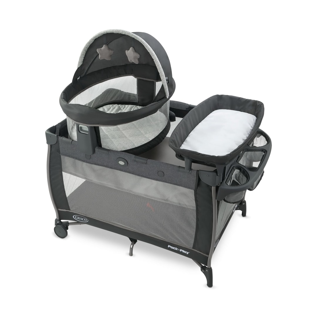 Graco® Pack ‘n Play® Travel Dome™ DLX Playard