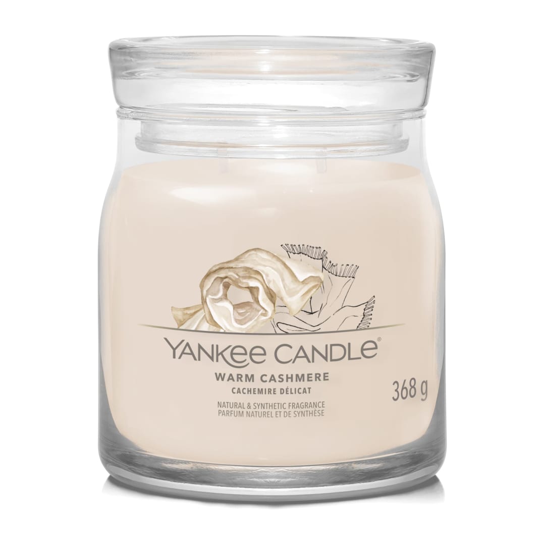 Yankee Candle® Signature Scented Candle | Ocean Air Medium Jar Candle with Double Wicks | Soy Wax Blend Long Burning Candle
