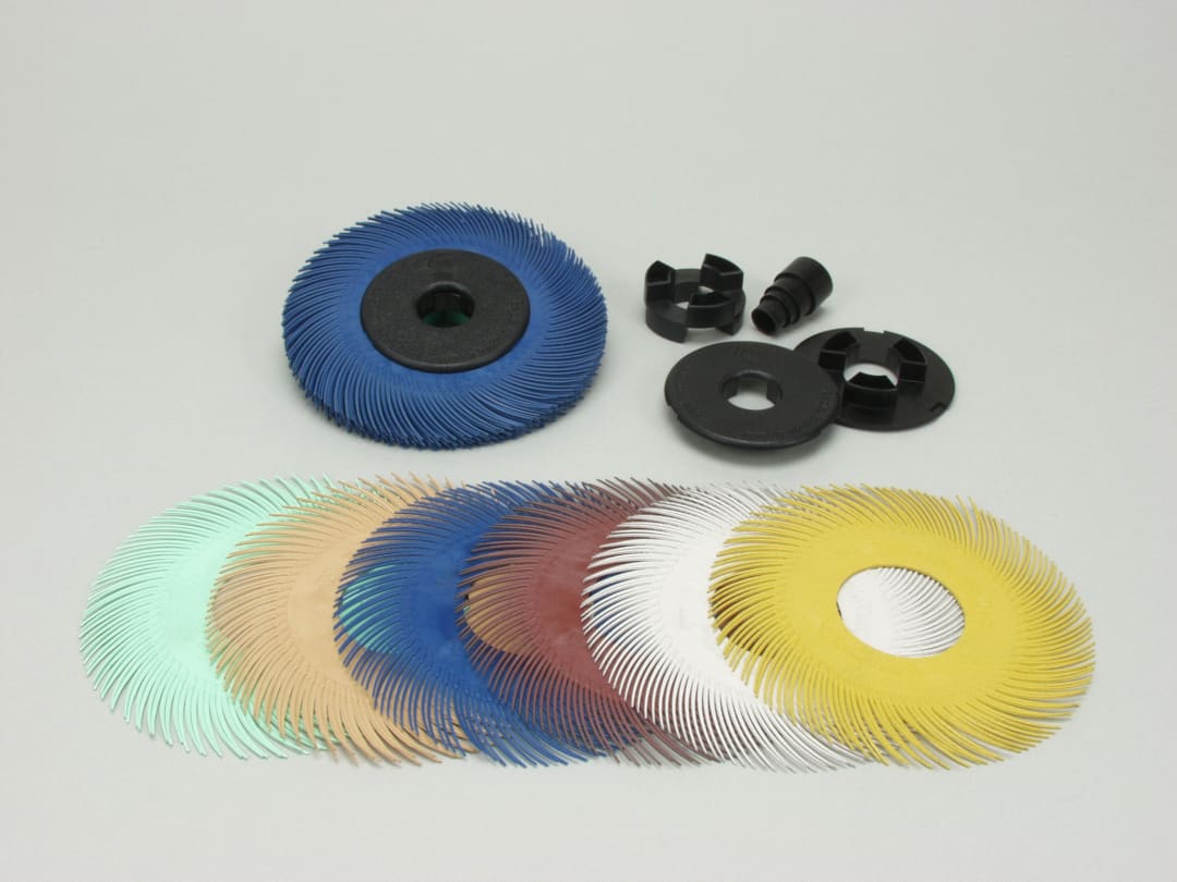 3M BB-ZB Radiálna kefa Bristle - 8 lamel,  Typ C 150 mm x 12,7 mm x 25,4 mm, P 220