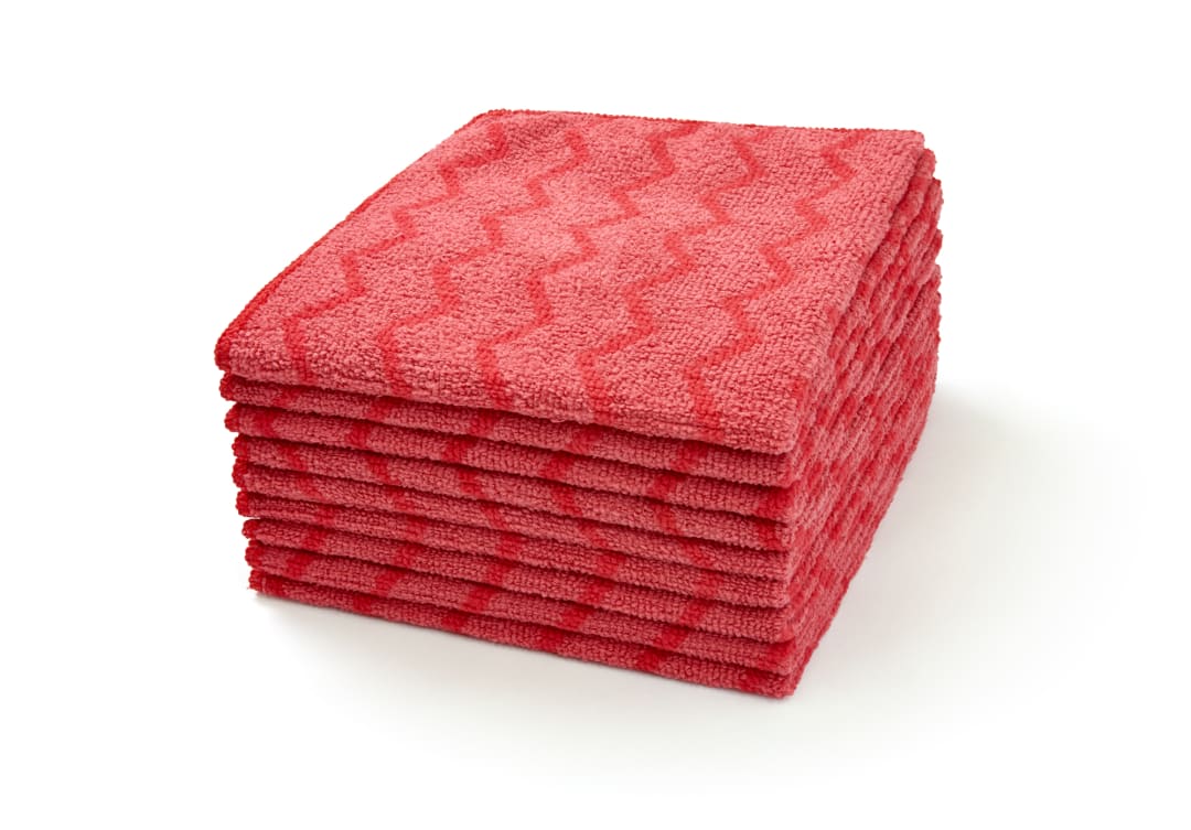 RED MICROFIBER CLOTH