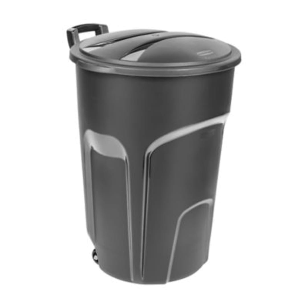 Rubbermaid Roughneck 32G Wheeled Trash Can