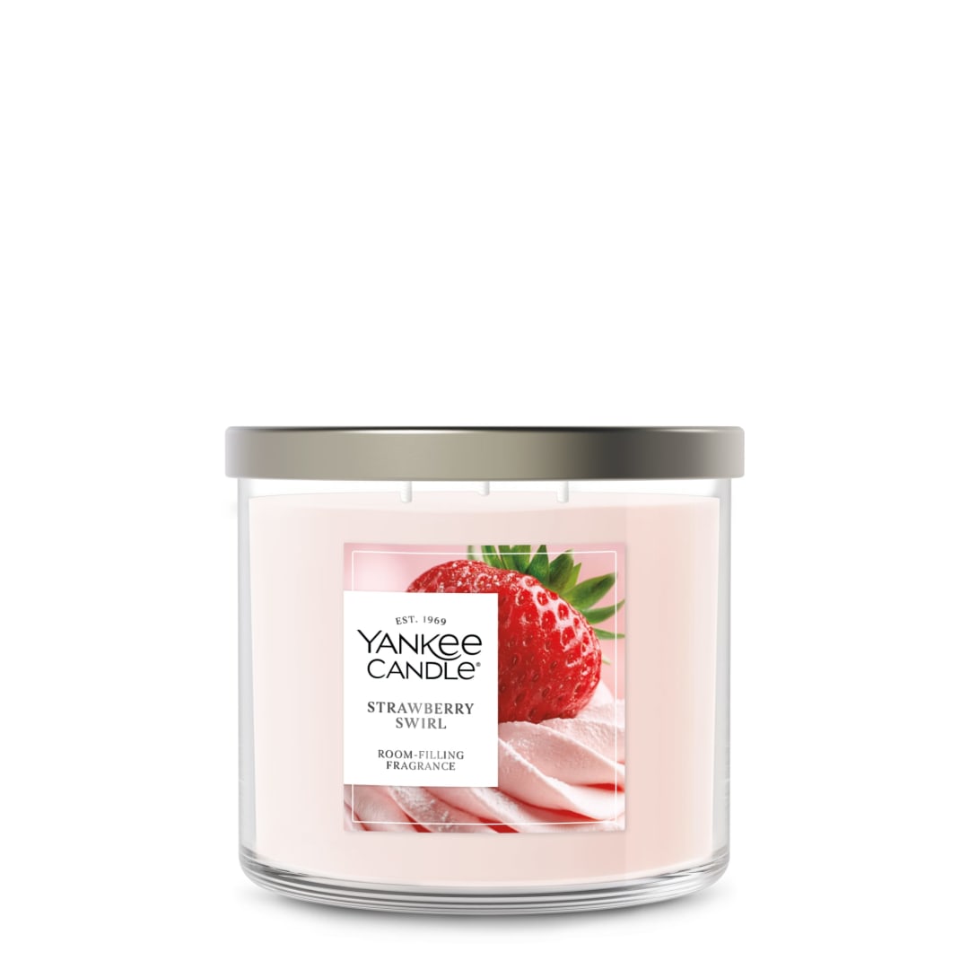 Yankee Candle Strawberry Swirl 3-Wick Candle