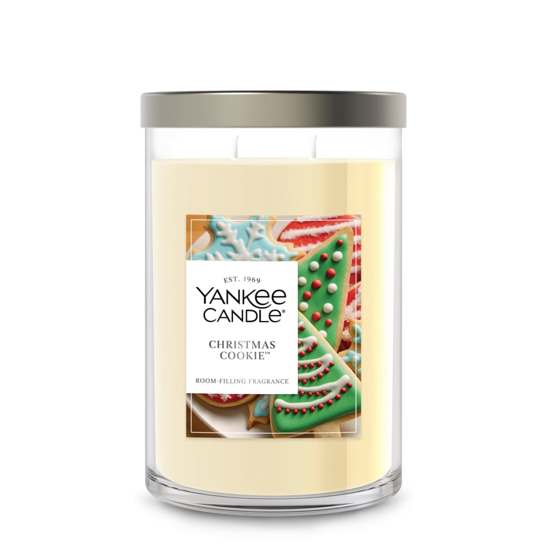 Yankee Candle® Large Tumbler Scented Candle with up to 80 Hour Burn Time, Premium Plant Wax Blend for Consistent Burn, 20 oz Tumbler Candle with Room Filling Fragrance, Christmas Cookie