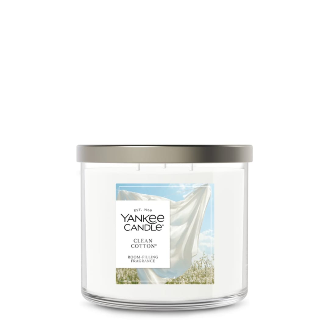 Yankee Candle 3 Wick Candle Jar, Scented Candle with up to 40 Hours of Burn Time, Premium Plant Wax Blend for Consistent Long Lasting Scent from First to Last Burn, Clean Cotton