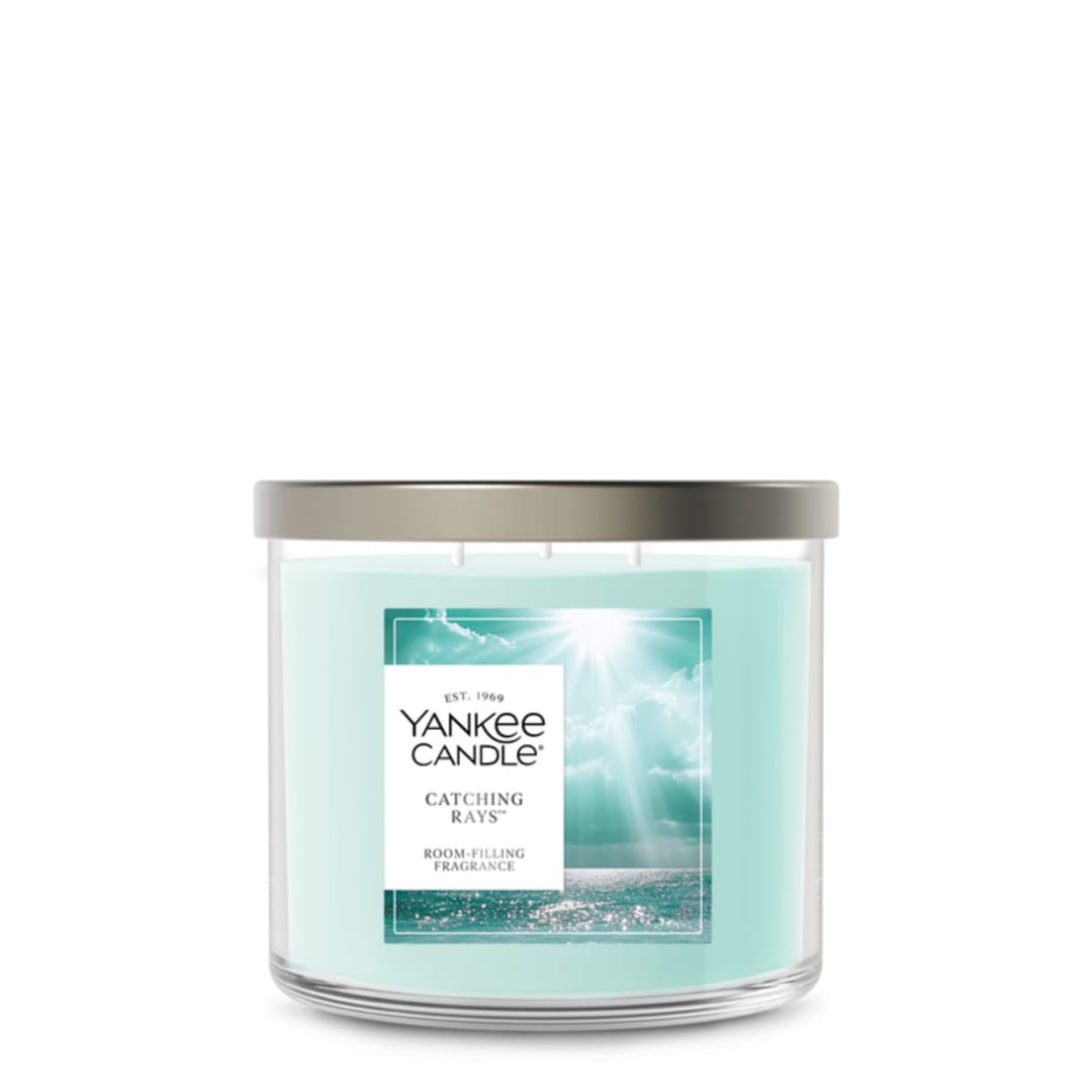 Yankee Candle 3 Wick Candle Jar, Scented Candle with up to 40 Hours of Burn Time, Premium Plant Wax Blend for Consistent Long Lasting Scent from First to Last Burn, Catching Rays