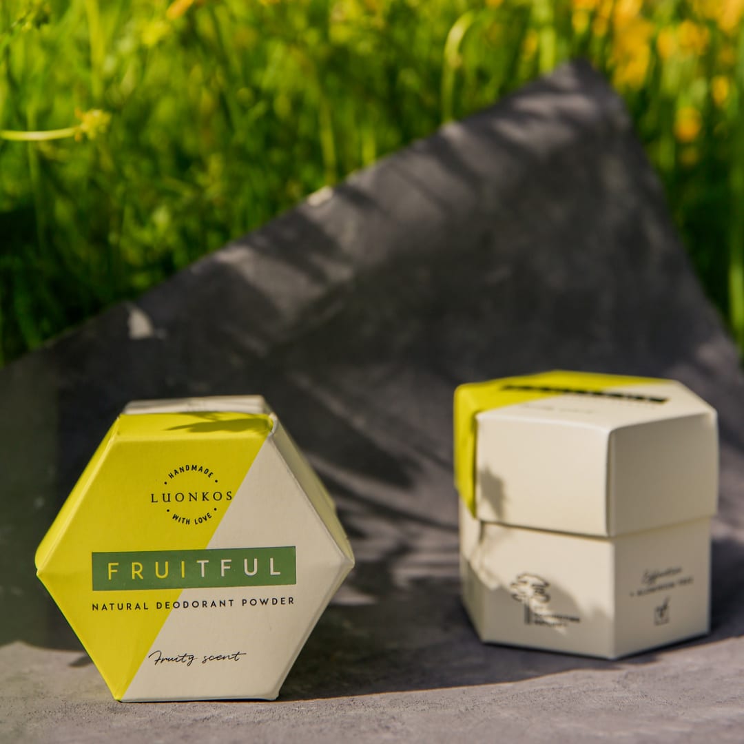 Luonkos Fruitful powder deodorant, fruity scent