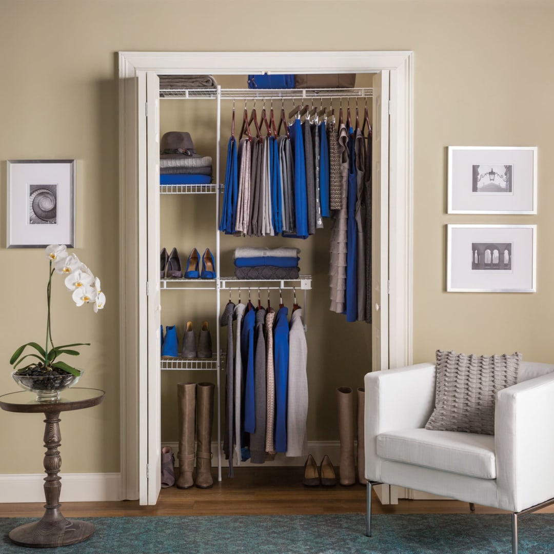 Rubbermaid 3-5ft Wardrobe Organizer Kit -White