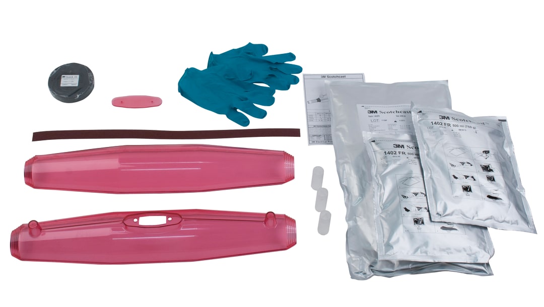 3M™ Scotchcast™ FR Reçine kit serisi 92-NA 7U / 6kV. 6kV'a kadar izolasyon için uygun.