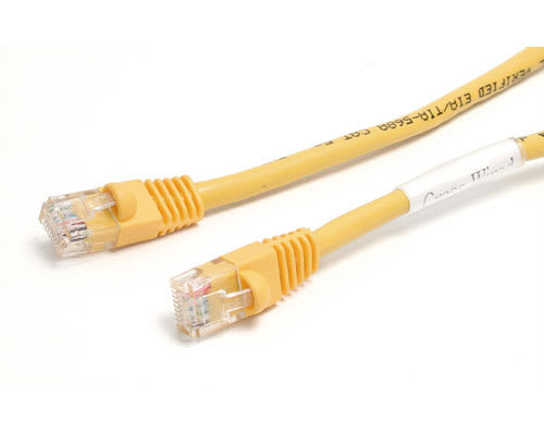 *D* 100 ft Yellow Snagless Cat5e Crossover UTP Patch Cable