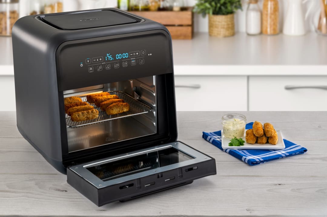 Oster® Super Freidora de Aire, Capacidad de 10 Lt, para Hornear y Freír Alimentos, CKSTAFOV3