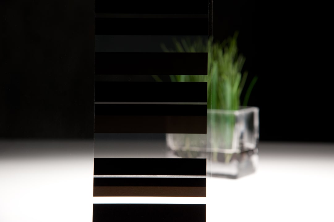 Acabamentos Decorativos para Vidro 3M™ FASARA™ Stripe SH2CSNK, Nokto, 1.27 m x 30 m, 1 Rolo
