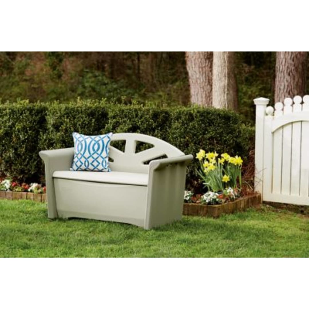 Rubbermaid Patio Storage Bench