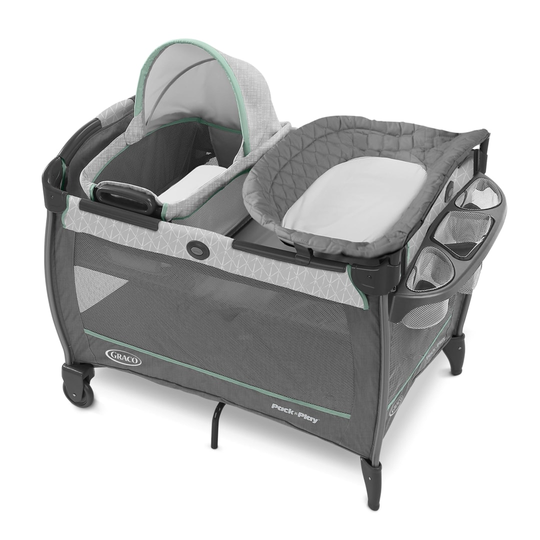 Graco® Pack 'n Play® Close2Baby Bassinet Playard