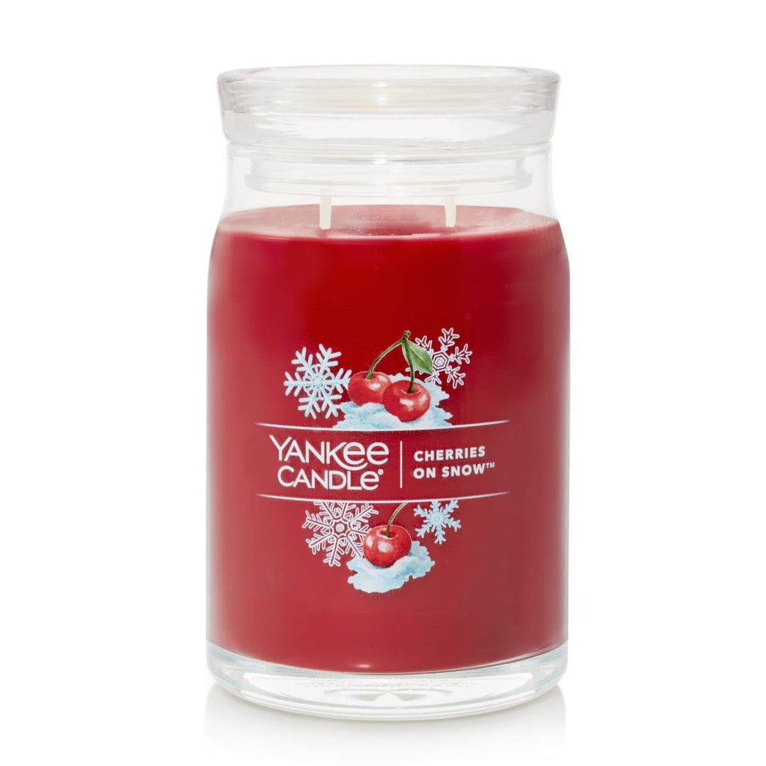 Yankee Candle® Cherries on Snow Signature Large Jar Candle