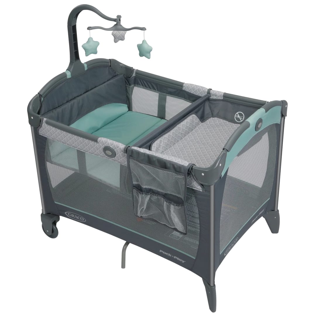 Graco® Pack 'n Play® Change 'N Carry™ Playard