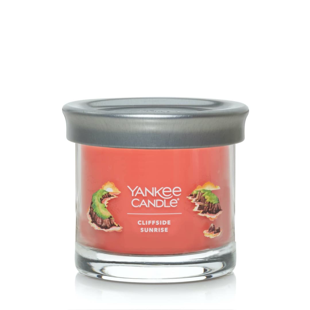 Yankee Candle® Cliffside Sunrise Signature Small Tumbler Candle