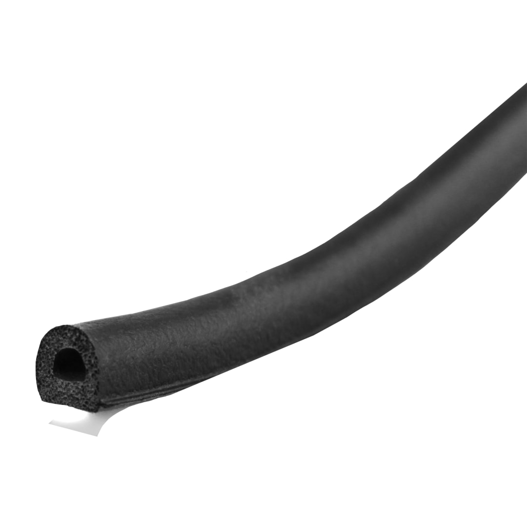 01025 - 17 ft. Black Small Rubber Auto & Marine Weatherseal for All Climates