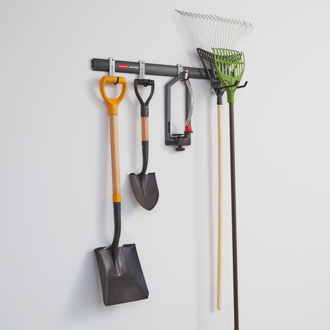 Rubbermaid FastTrack 5 Piece Starter Kit