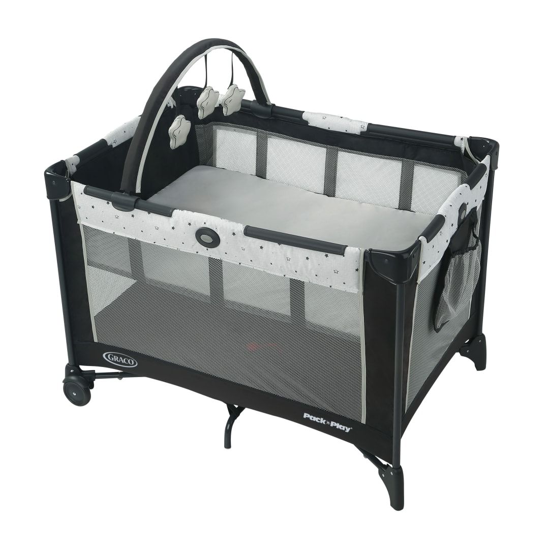Graco® Pack 'n Play® On The Go™ Playard with Automatic Folding Feet