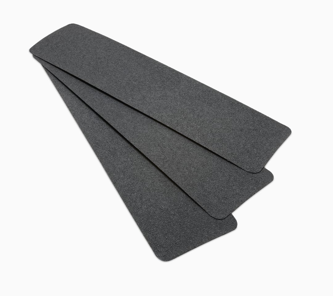 3M™ Safety-Walk™ Universal Zuschnitte 600 Serie, Schwarz, 19 mm x 610 mm, 50 Stück / Karton