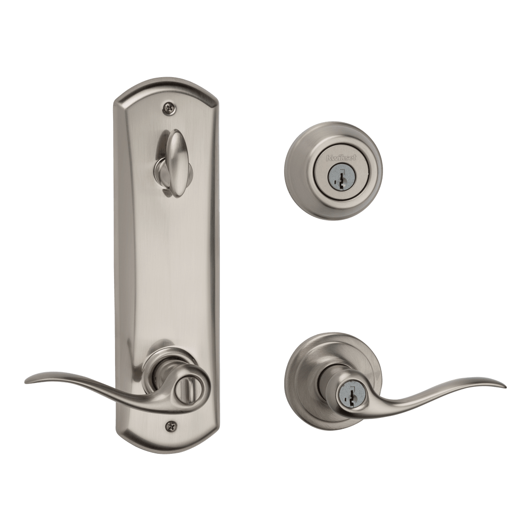 Tustin Deadlatch Interconnect UL Keyed Entry Lever featuring SmartKey Security™ in Satin Nickel