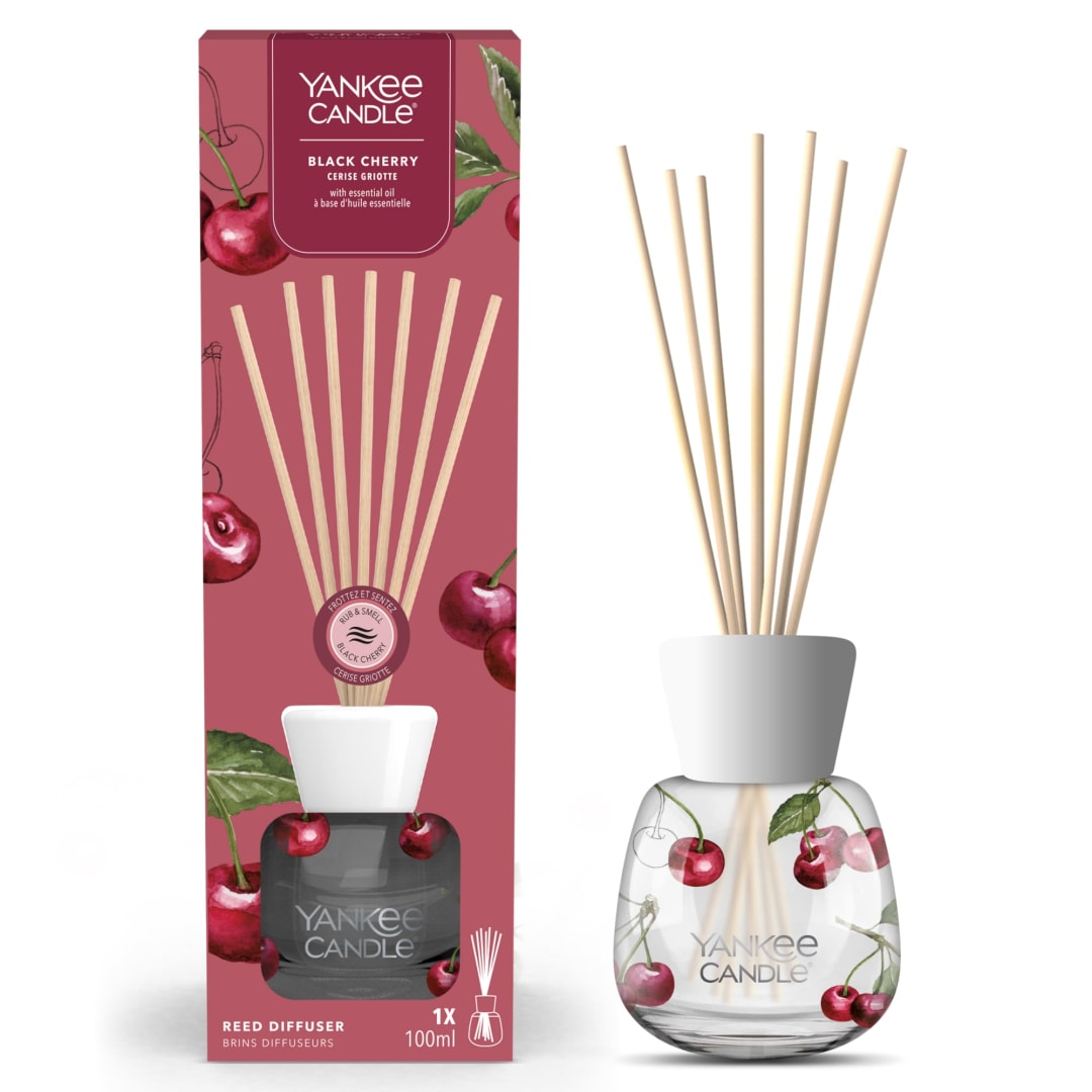 Yankee Candle® Signature Reed Diffuser | Black Cherry | 100ml | Up to 6 Weeks of Fragrance | Perfect Gifts for Women