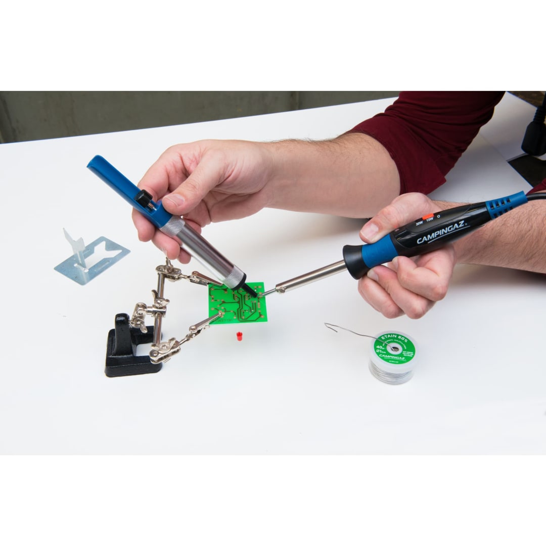 DESOLDERING PUMP DIY