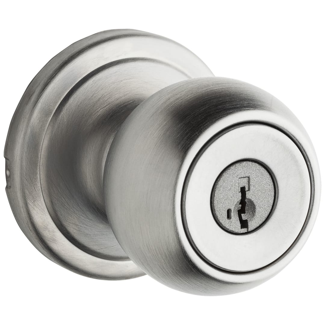 Circa Keyed Entry Knob featuring SmartKey Security™ in Satin Chrome