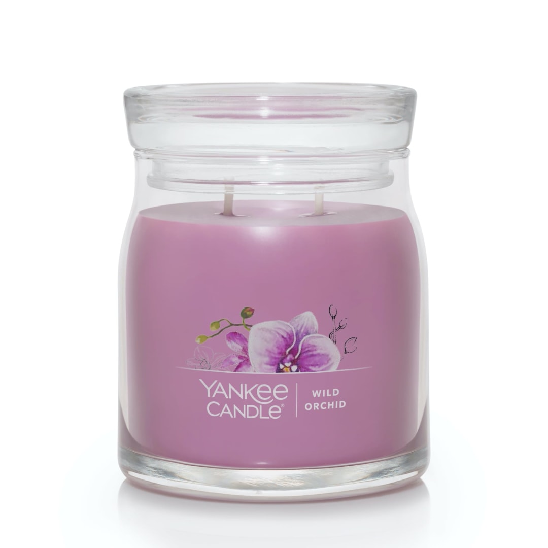 Yankee Candle® Wild Orchid Signature Medium Jar Candle