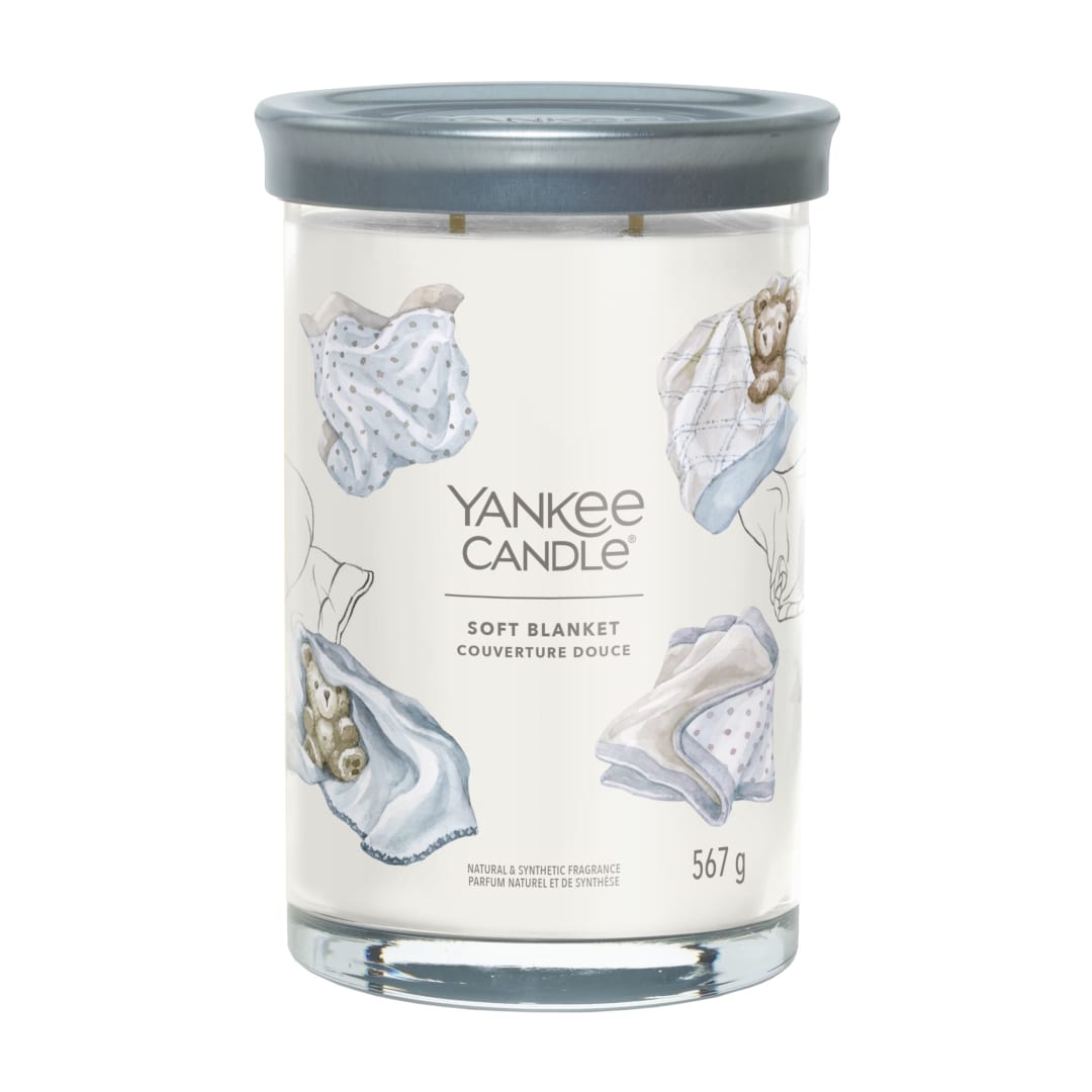 Yankee Candle® Signature Scented Candle | Soft Blanket Large Tumbler Candle with Double Wicks | Soy Wax Blend