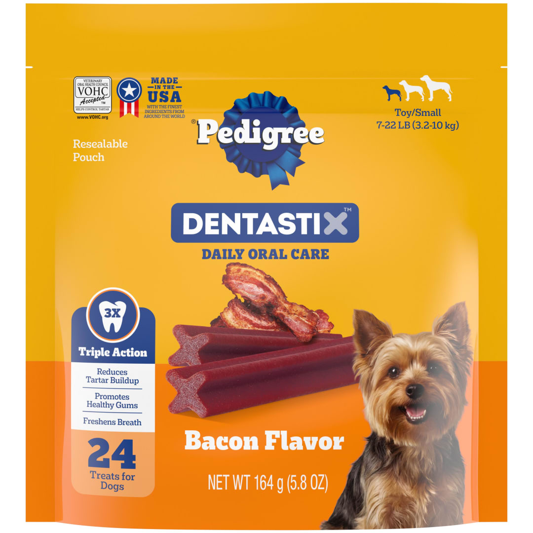 PEDIGREE DENTASTIX Toy/Small Dental Dog Treats Bacon Flavor, 5.96 oz. Pack (24 Treats)