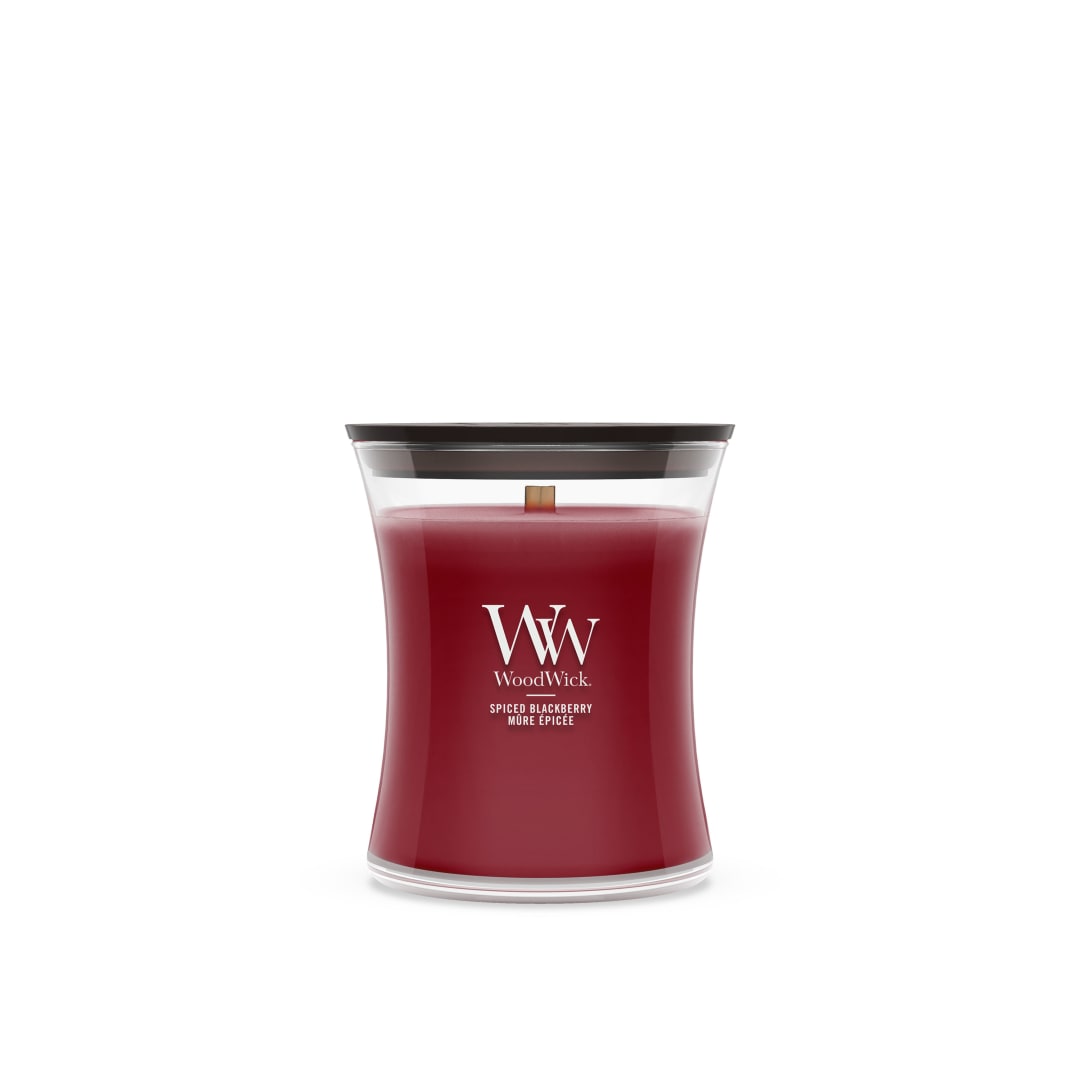 WoodWick | Vela mediana | Mora especiada | Gran regalo para mujeres