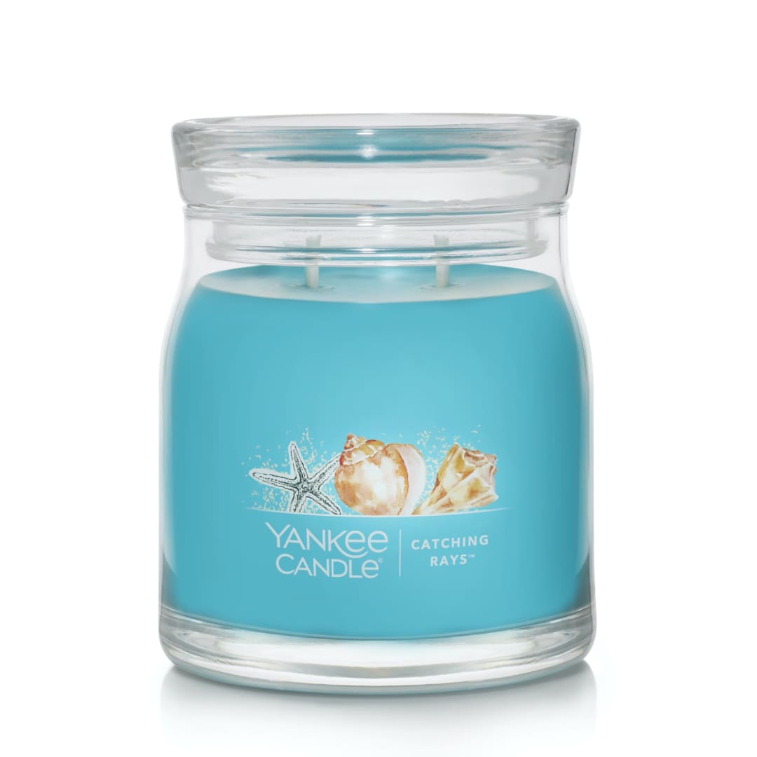 Yankee Candle® Catching Rays Signature Medium Jar Candle