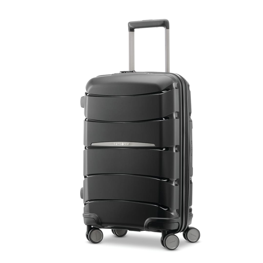 Outline Pro 22X14X9 Carry-On Spinner - Midnight Black
