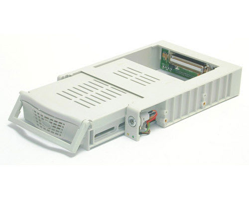 *D* Ultra IDE 100/133 Plastic Drive Drawer