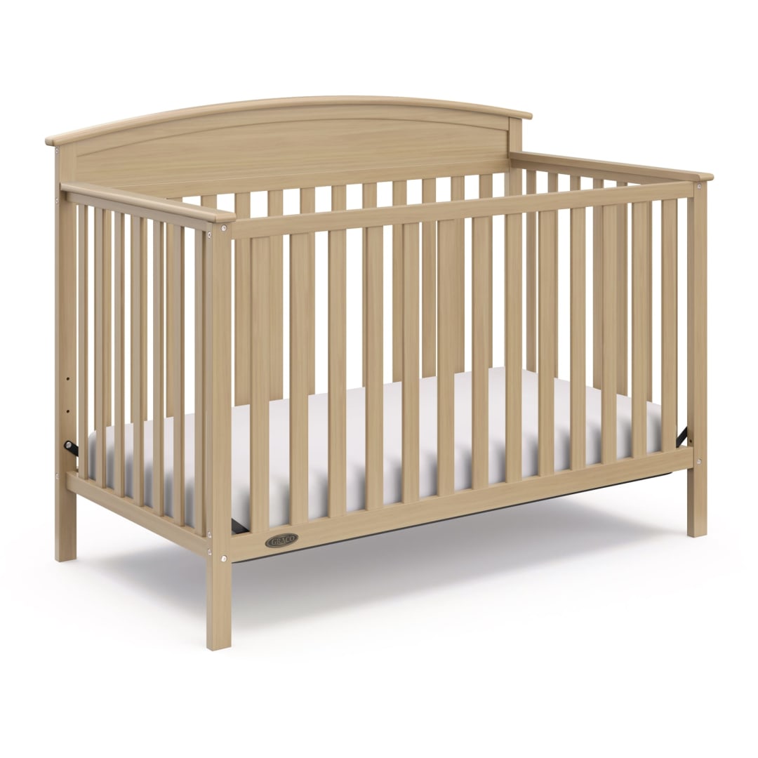 Graco® Benton 4-in-1 Convertible Crib