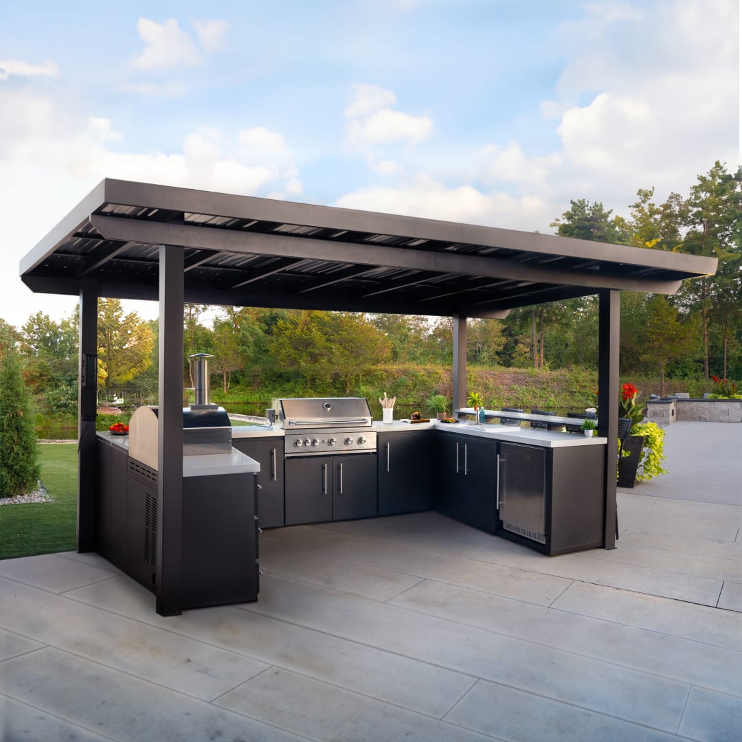 Edgemont Bay Outdoor Kitchen