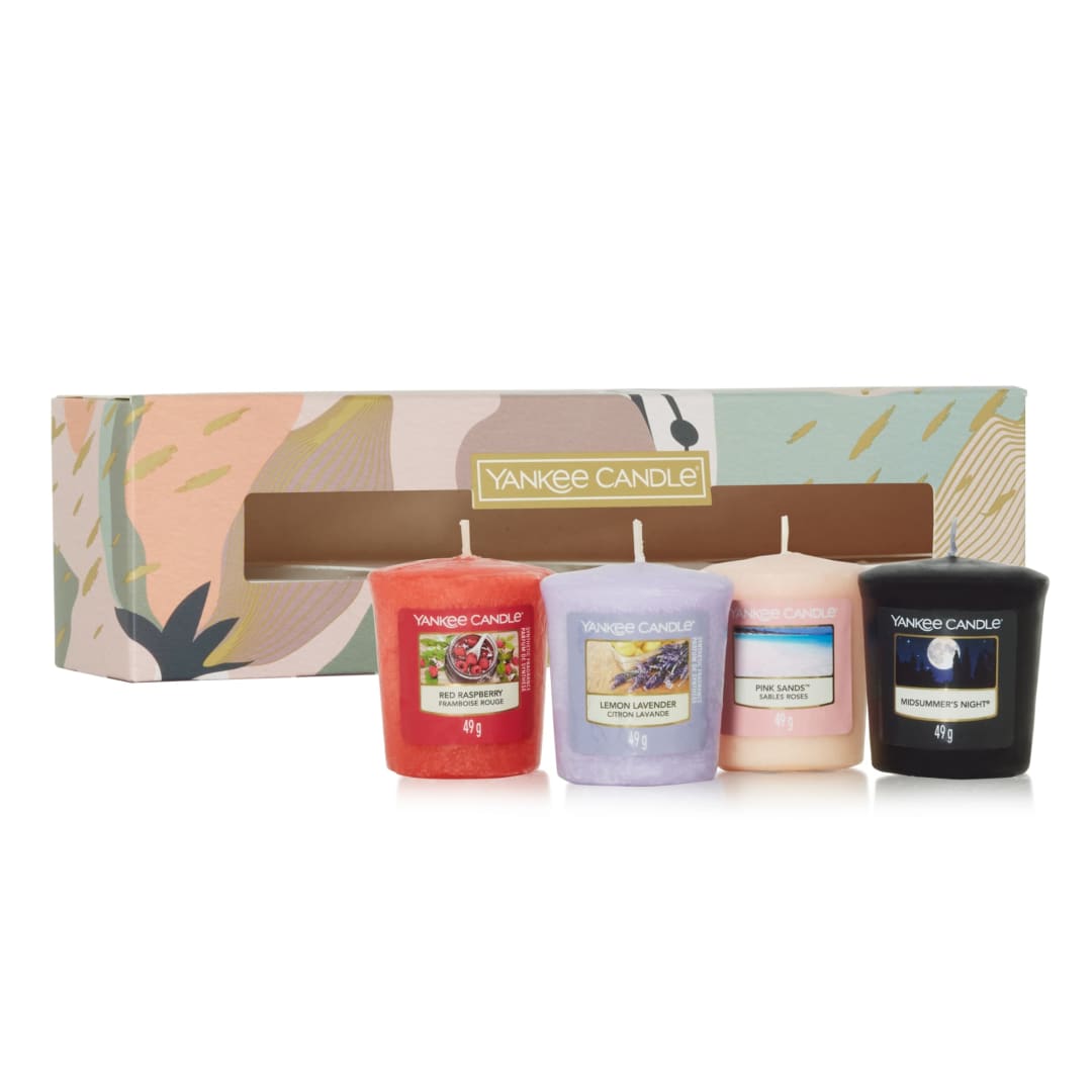 Yankee Candle® Gift Set | 4 Scented Votive Candles | Soy Blend Wax Mix | Perfect Gifts for Women