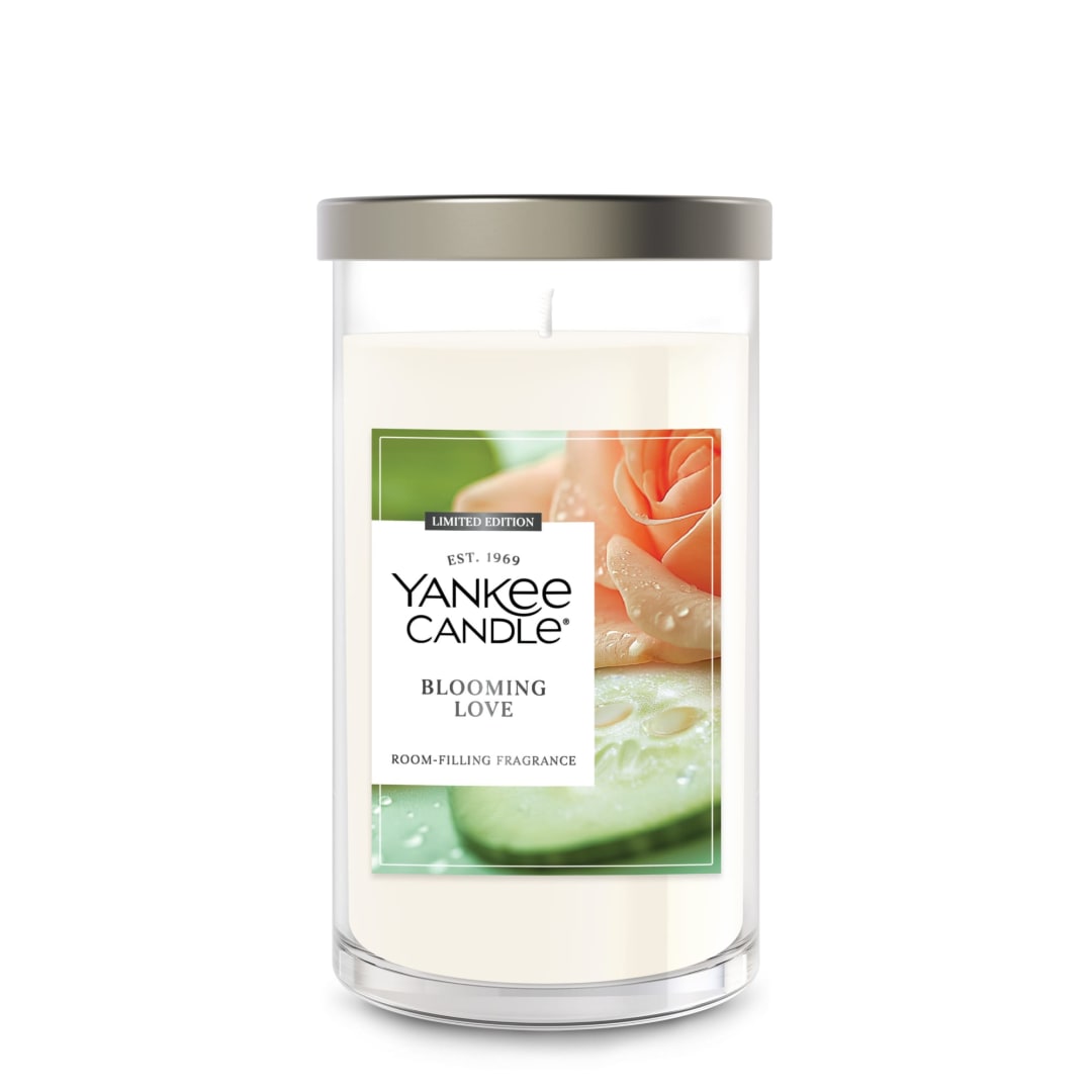 Yankee Candle Blooming Love Medium Pillar Scented Candle
